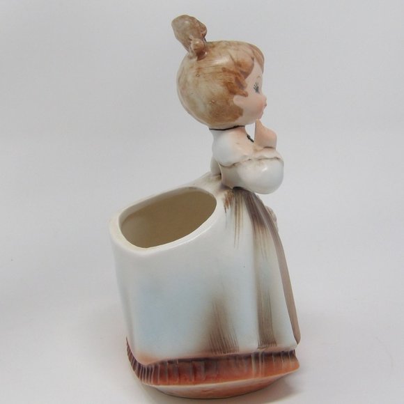 Vintage Kitschy Inarco E-871 Planter Girl in Peach Dress with Pink Flowers 5 1/2 - Picture 6 of 10